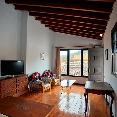 Villa Historic House With A View In The Old Town à Vega de San Mateo Extérieur photo